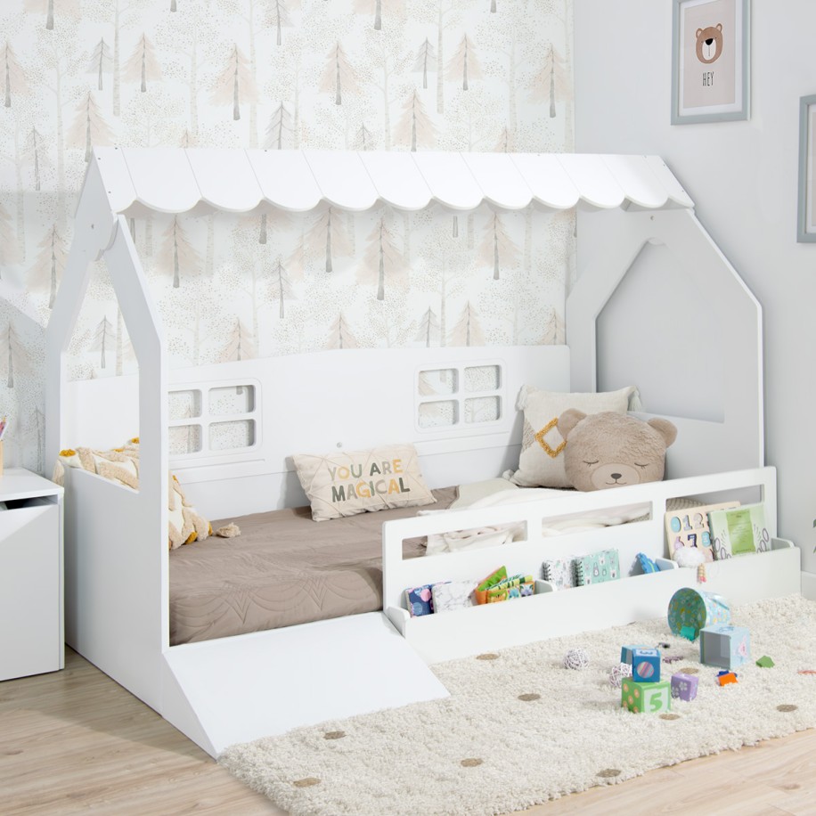 Cama Casinha Montessori com rampa e baú