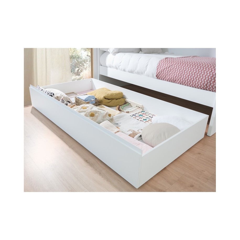 Cama inferior de madeira com rodas