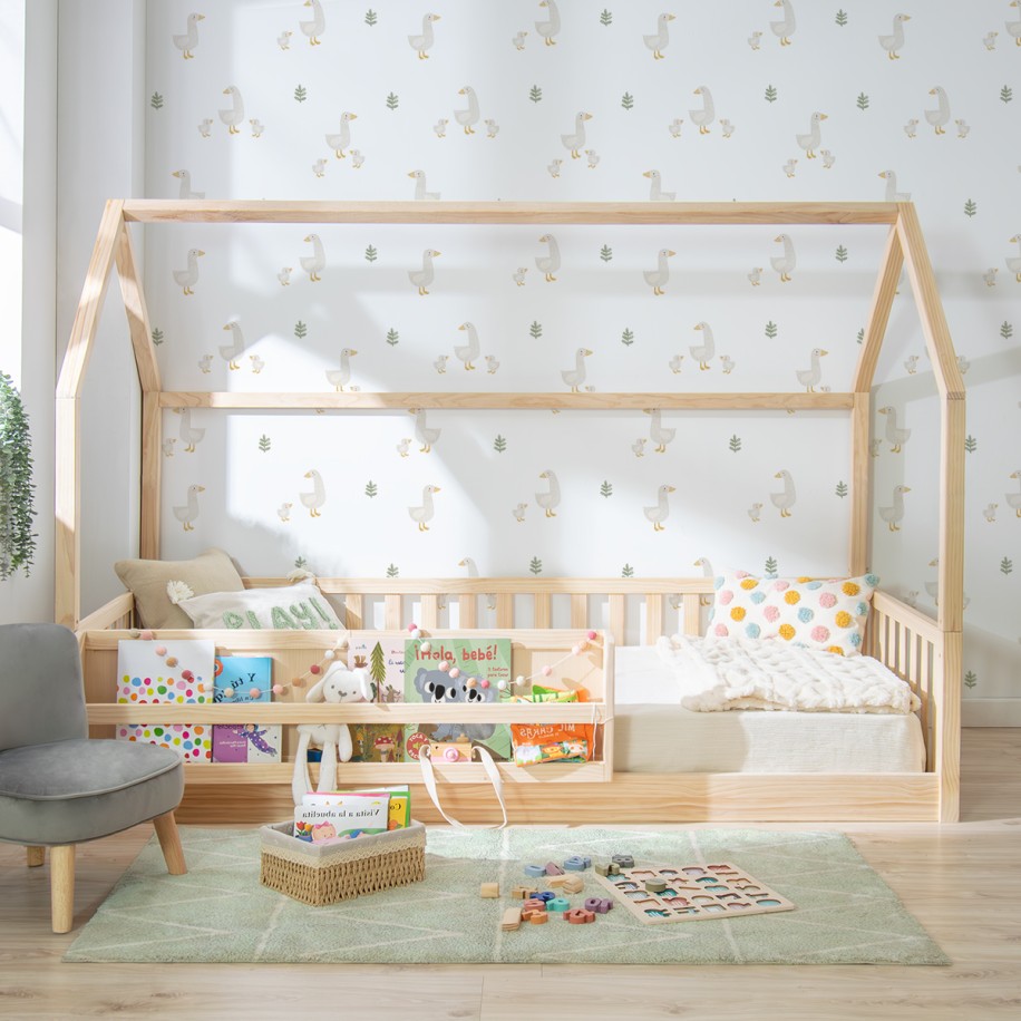 Cama Montessori casinha com estante - madeira