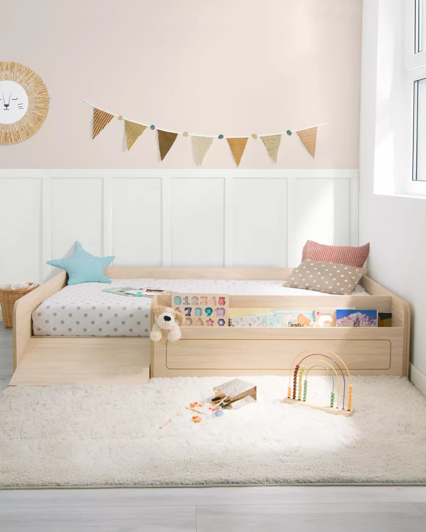 Cama Montessori com rampa e brinquedoteca | Feita em Espanha