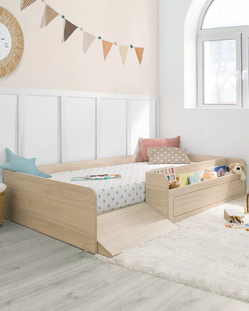 Cama Montessori com rampa e brinquedoteca | Feita em Espanha