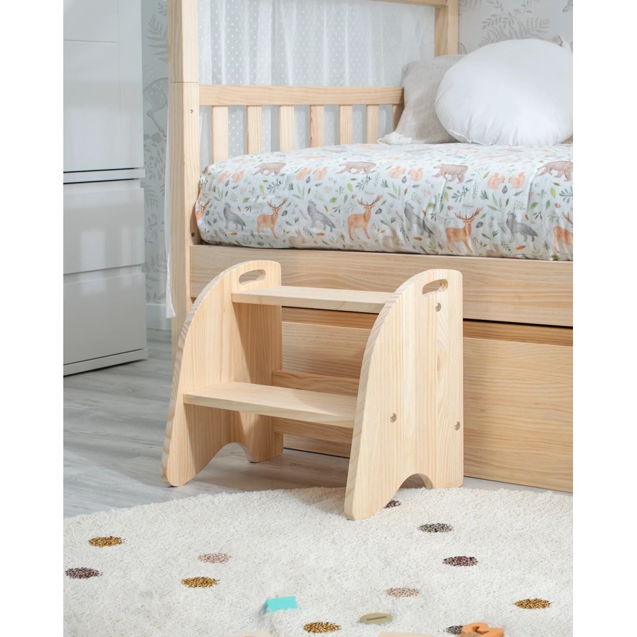 Escada infantil de madeira