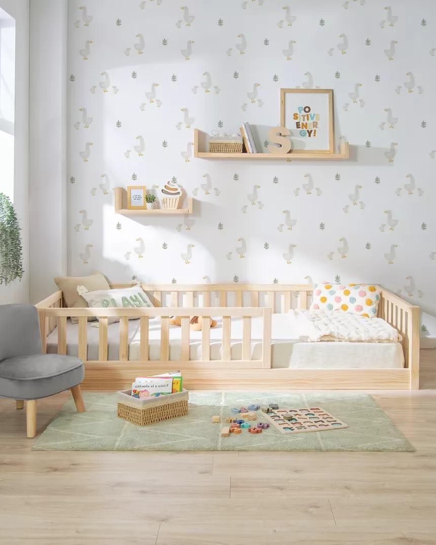 Cama Montessori madeira com barreira proteçao