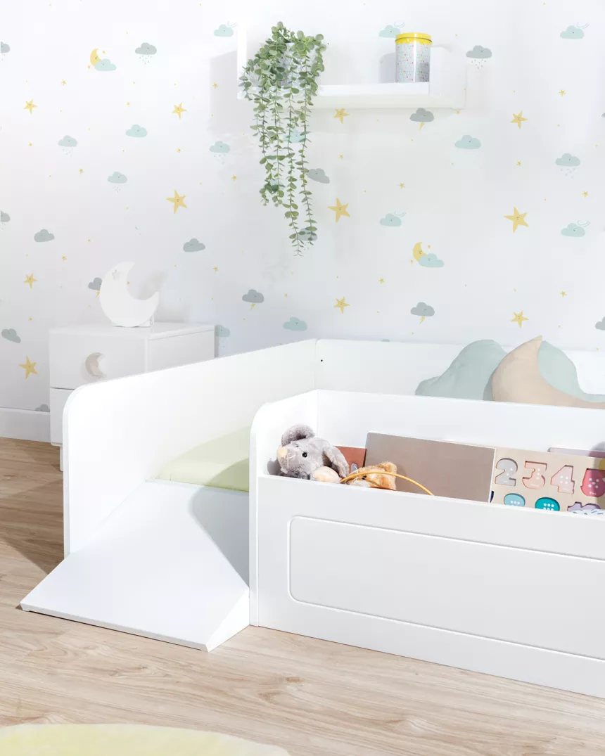 Cama Montessori Branca  com Rampa e Baú