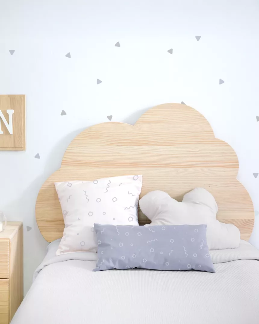 Cabeceira Nuvem em Madeira Natural