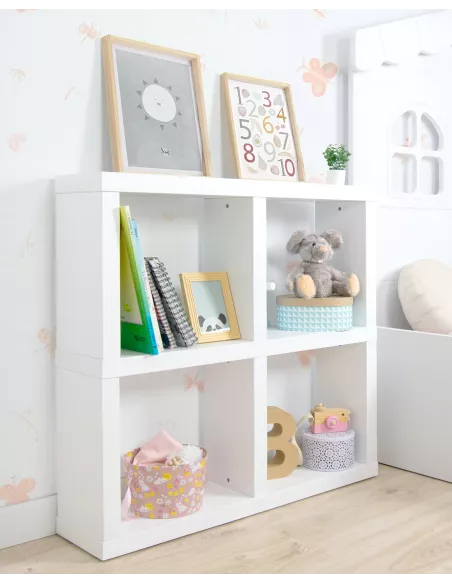 Estante em forma de cubo