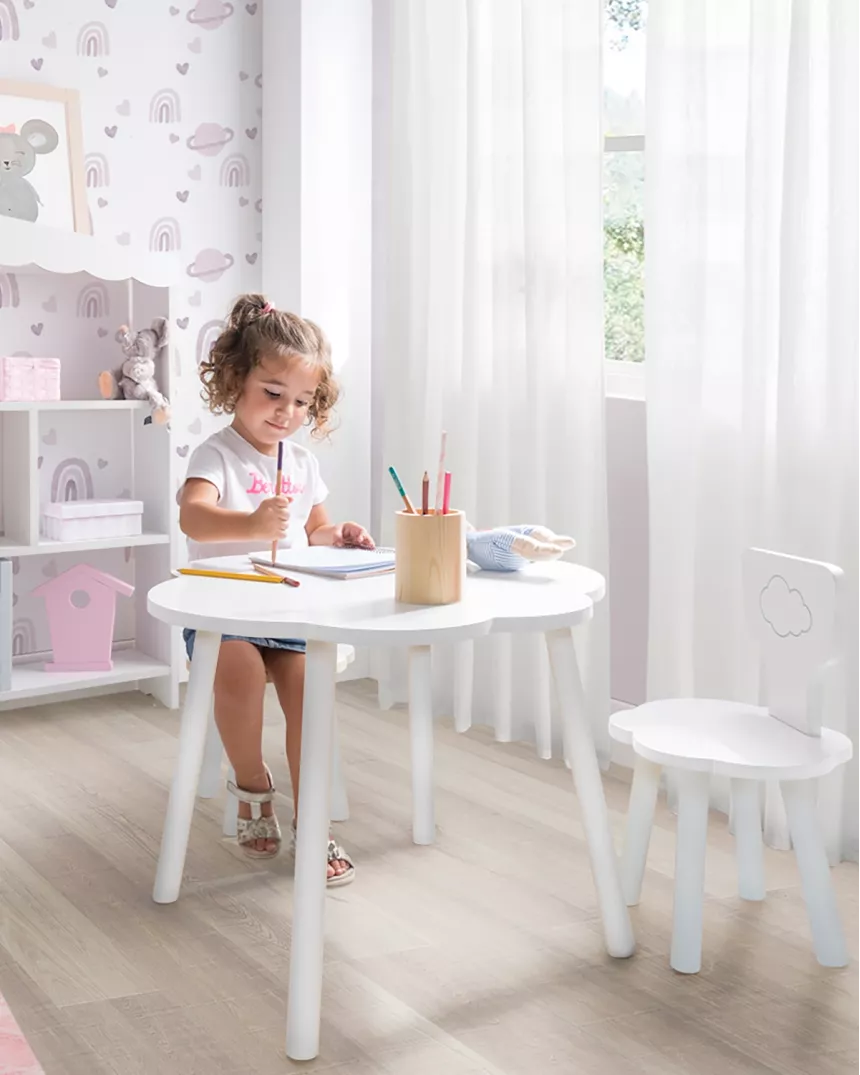 Mesa e banquinhos Nuvem - Entrega gratuita