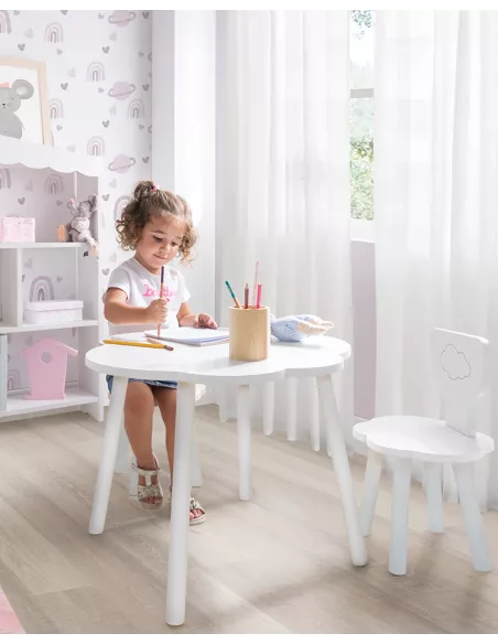 Mesa e banquinhos infantis Nuvem