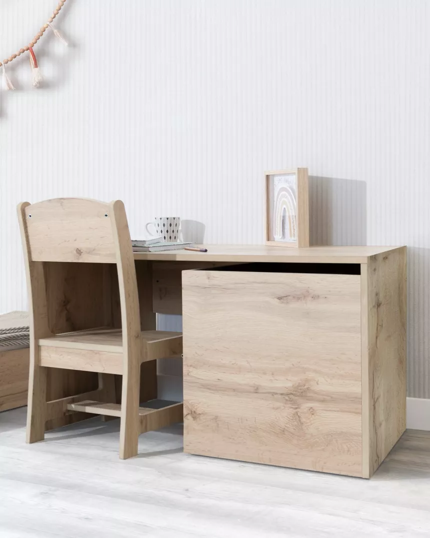 Mesa Montessori com arrumação - Básica