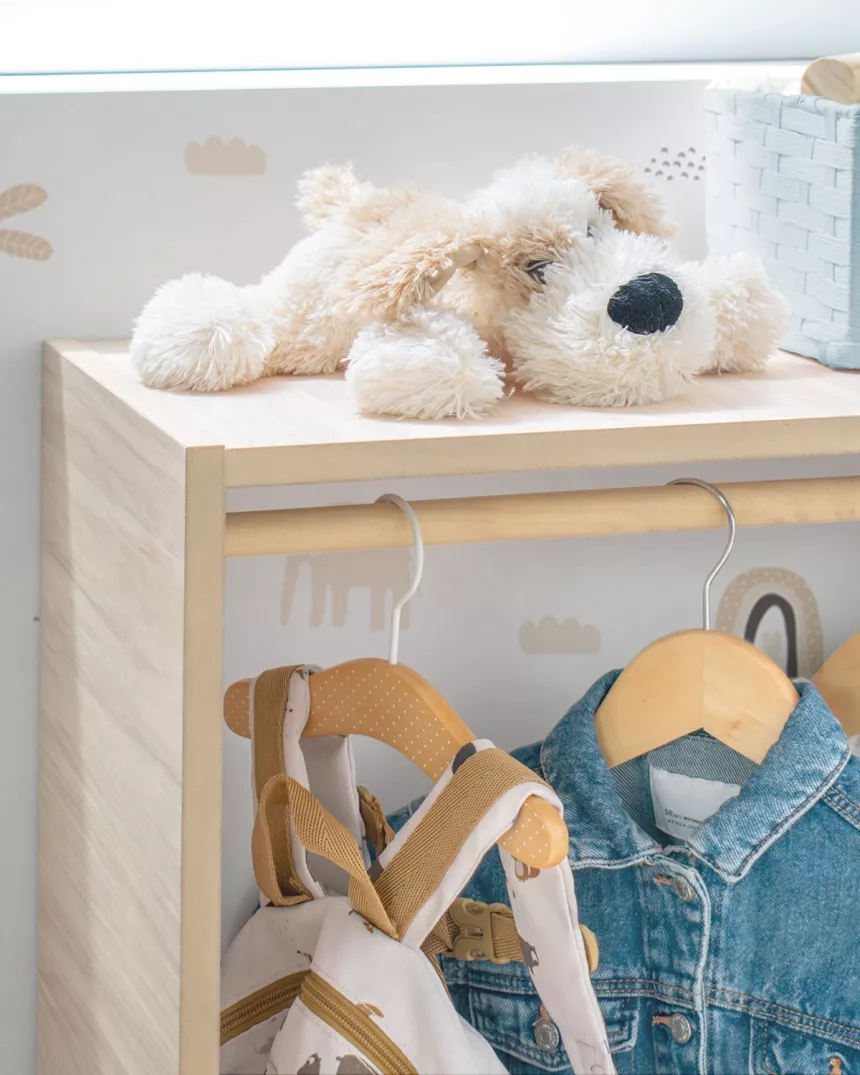 Armário de madeira para crianças Montessori