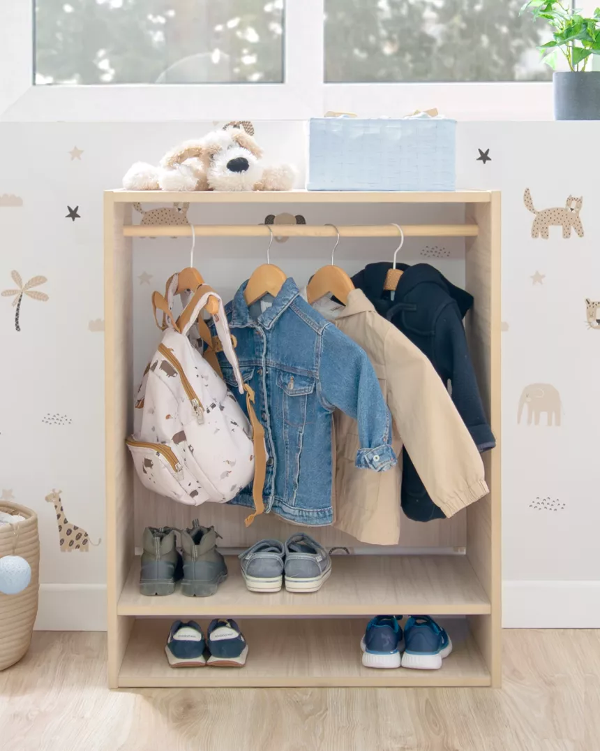 Armário de madeira para crianças Montessori 2