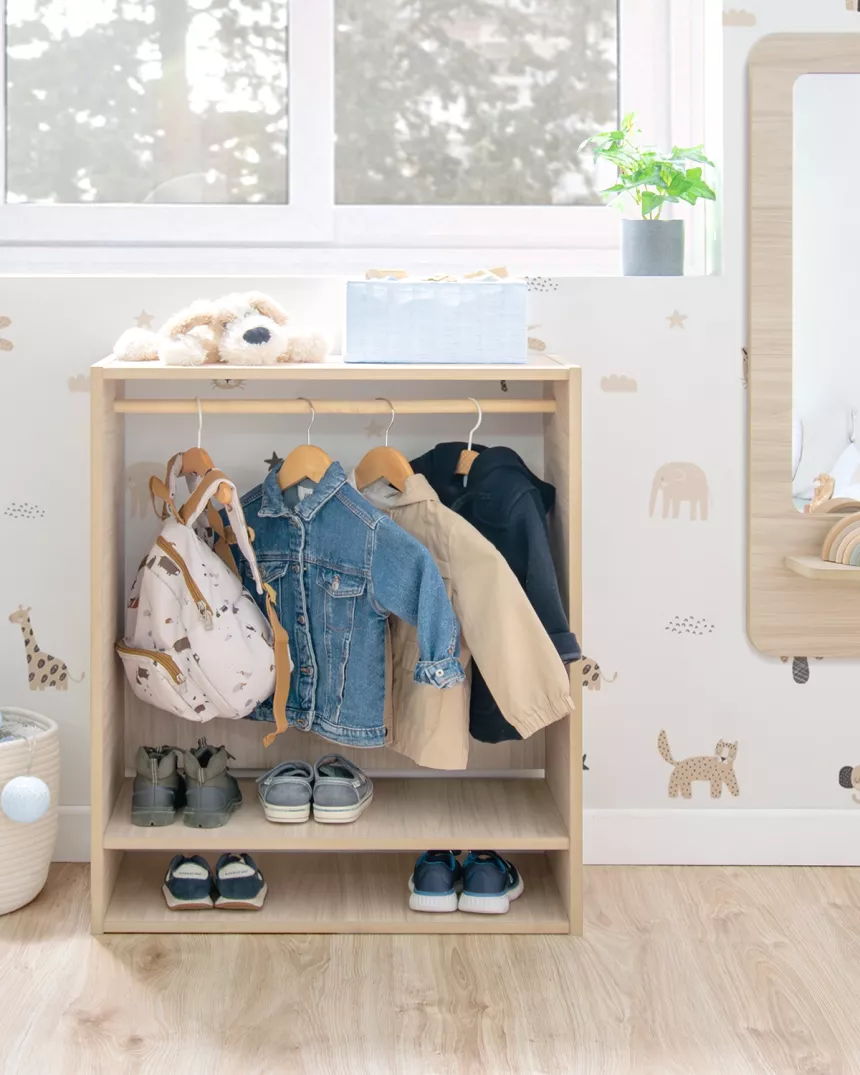 Armário de madeira para crianças Montessori