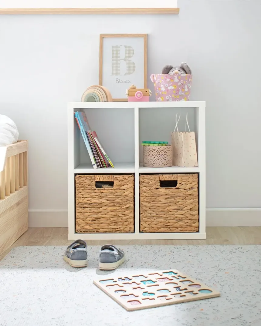 Estante de arrumação 4 compartimentos e 2 cestos 2