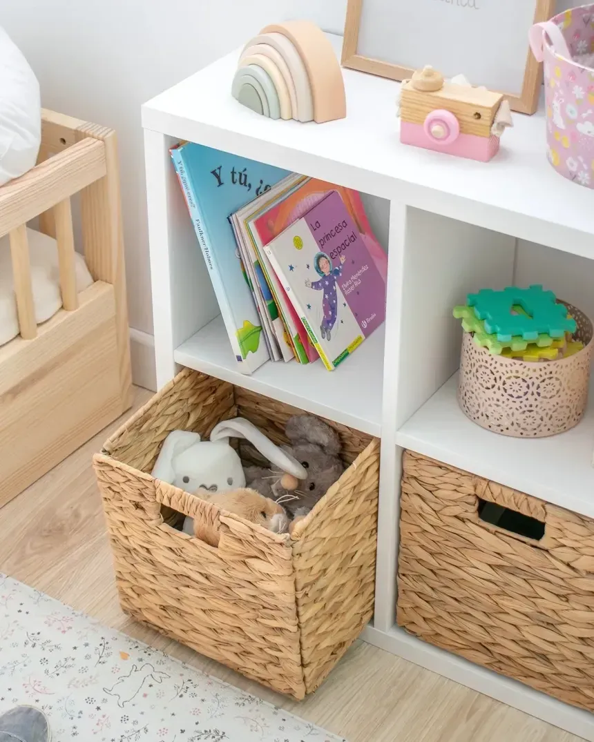 Estante de arrumação 4 compartimentos e 2 cestos