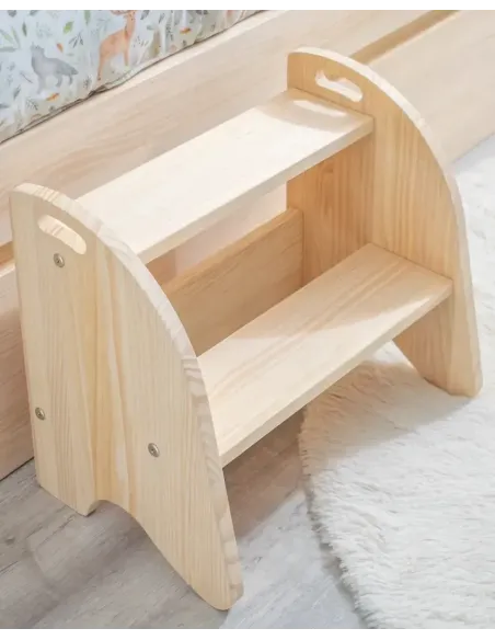 Escada infantil de madeira