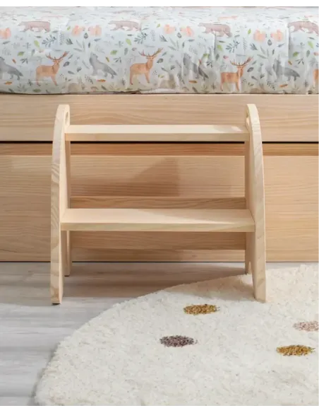 Escada infantil de madeira