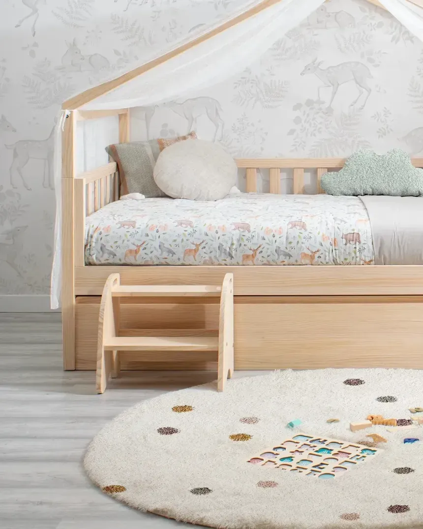 Escada infantil de madeira