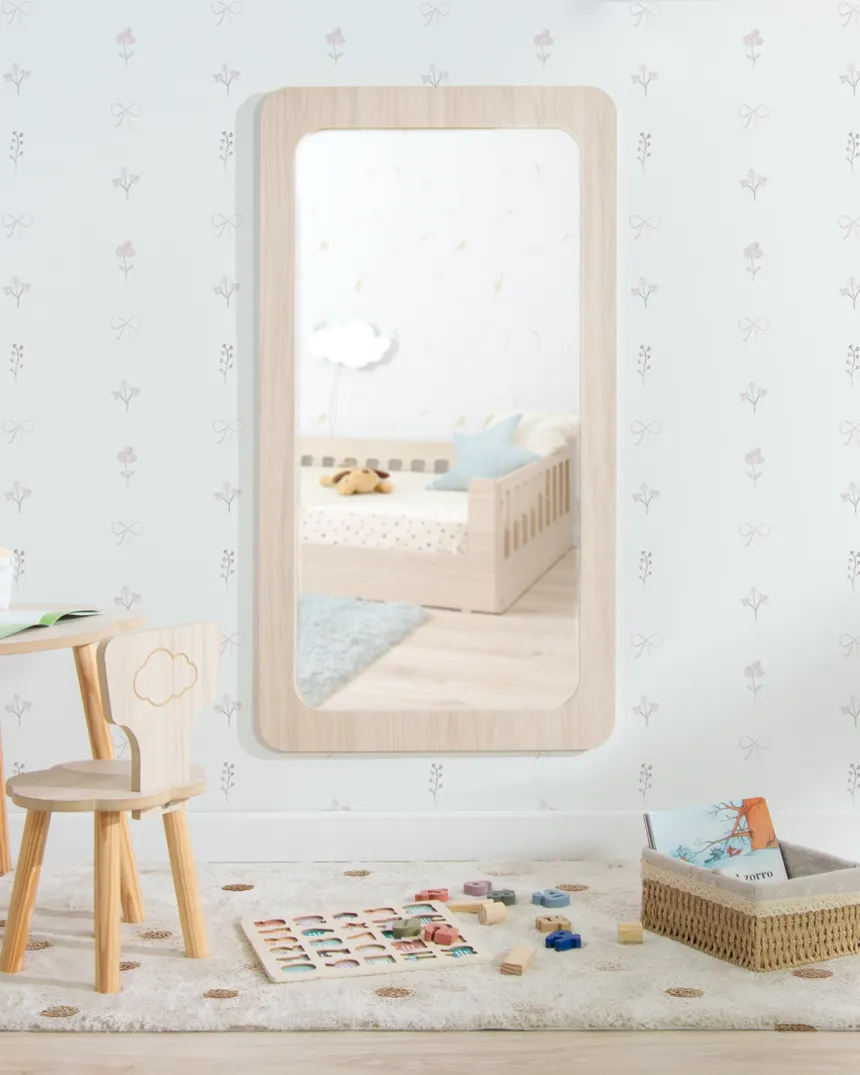 Espelho de madeira Montessori /