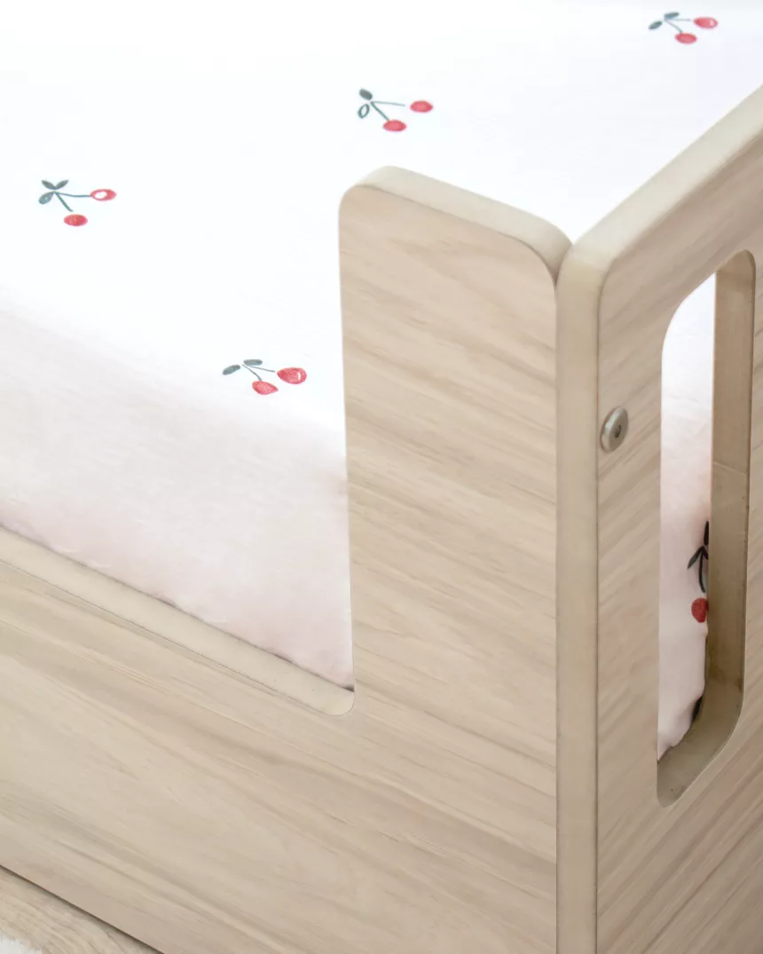 Quarto infantil montessori com cama Creta | Móveis Montessori