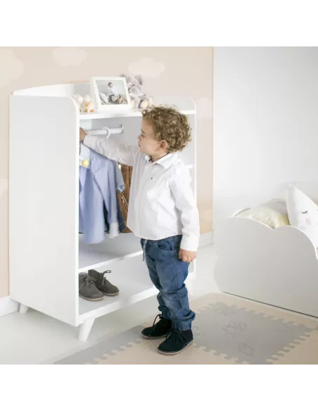 Roupeiro infantil Montessori