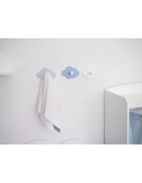 Cabides infantis nuvenzinhas