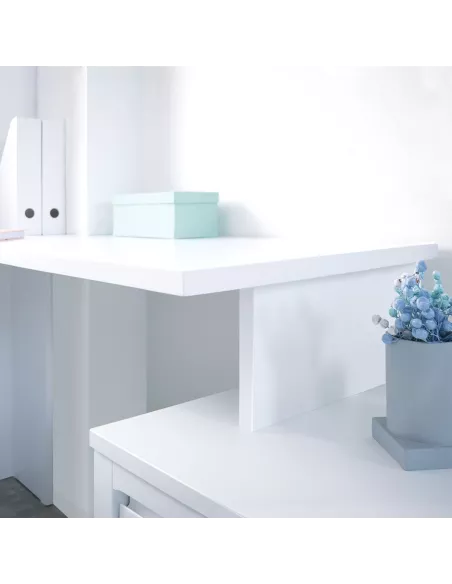 Detalhe secretária infanto juvenil