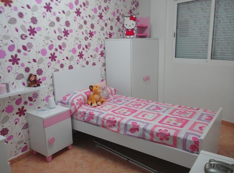 Dormitorio Urban Blanco y Rosa