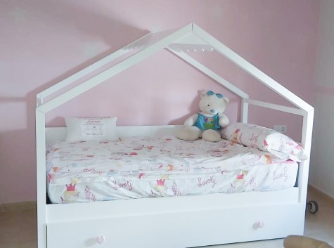 Cama dupla Casinha Branca. Telhado