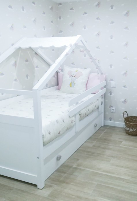 Cama dupla Casinha Branca. Telhado