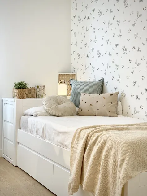 Cama Lineal com gavetas